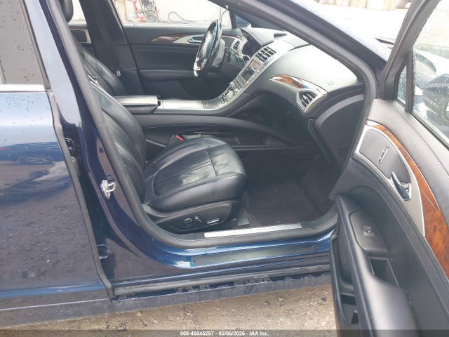 Lincoln MKZ Reserve