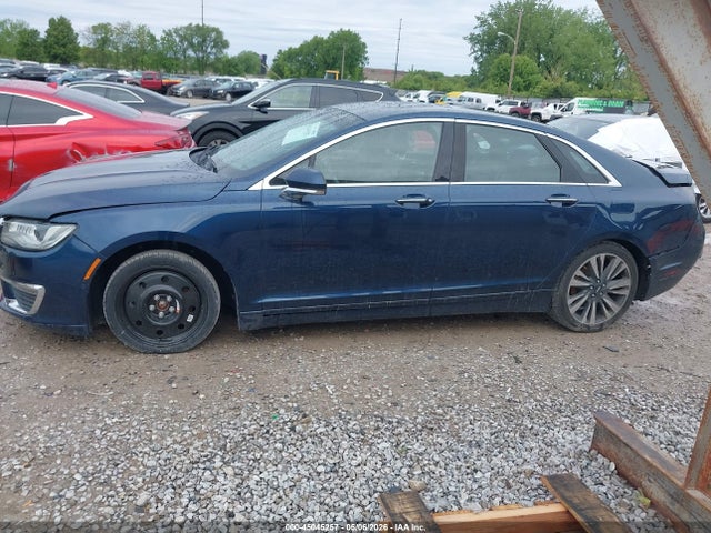 Lincoln MKZ Reserve