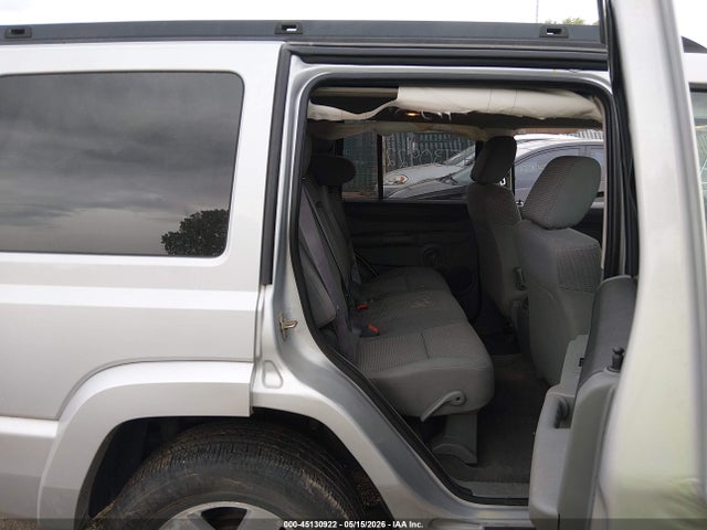 Jeep Commander
