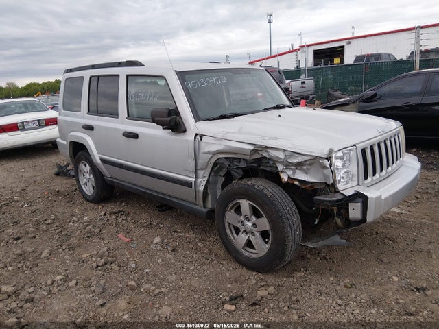 Salvage Jeep Commander Image