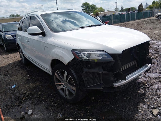 Salvage Audi Q7 Image
