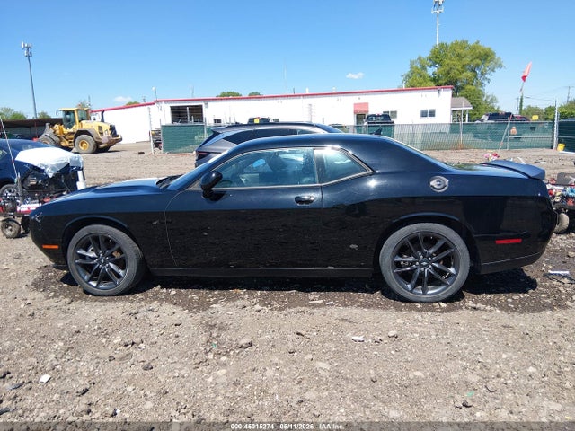 Dodge Challenger Sxt Awd