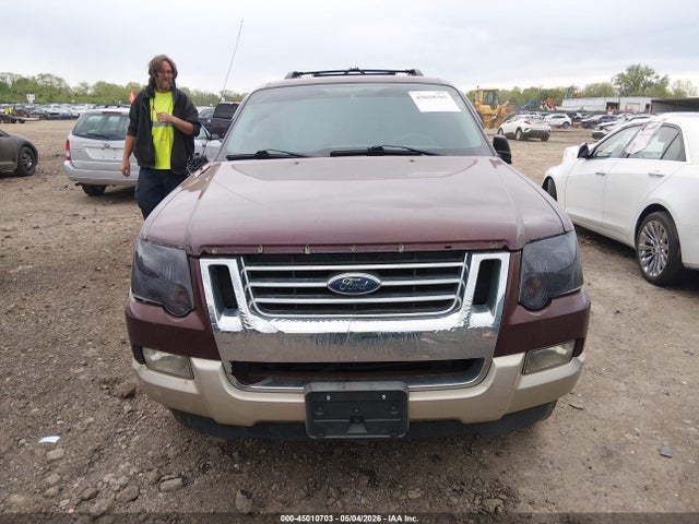 Ford Explorer Eddie Bauer