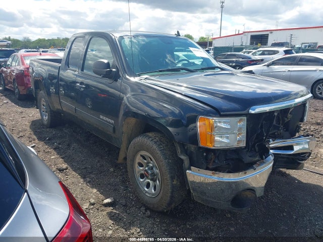 Salvage GMC Sierra 1500 Image