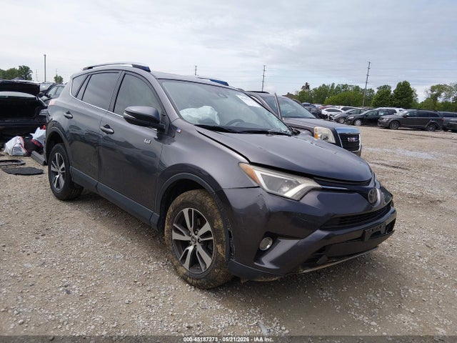Salvage Toyota RAV4 Image