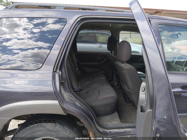 Mazda Tribute S