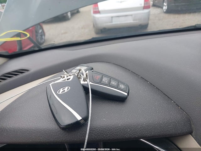 Hyundai SANTA FE Sport