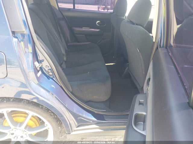 Nissan Versa 1.8 S
