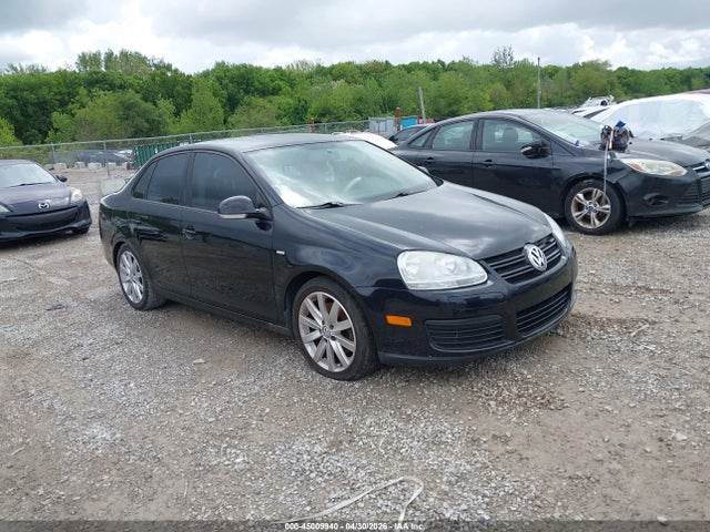 Salvage Volkswagen Jetta Image