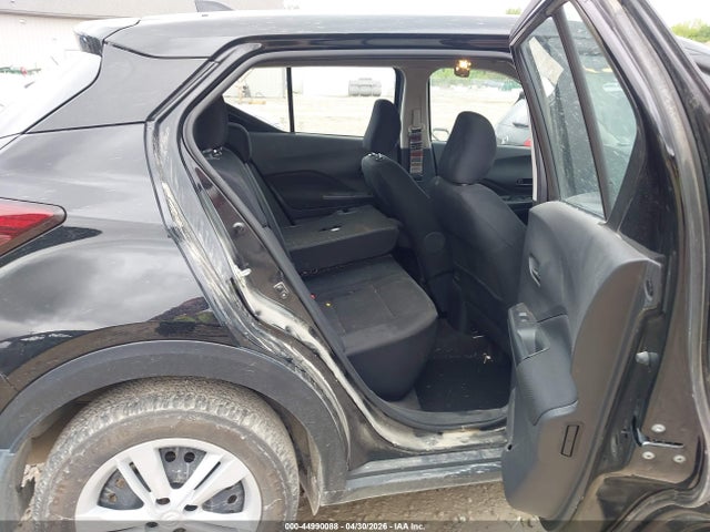 Nissan Kicks Play S