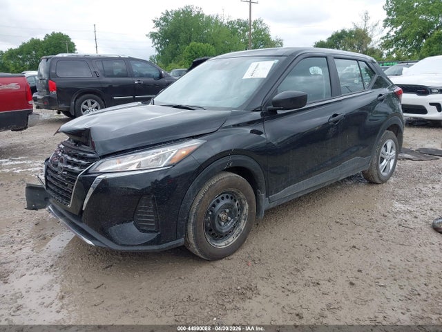 Nissan Kicks Play S