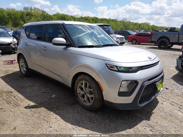 Salvage Kia Soul Image