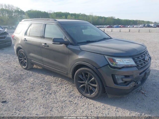 Salvage Ford Explorer Image
