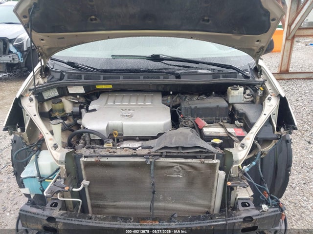 Toyota Sienna Le