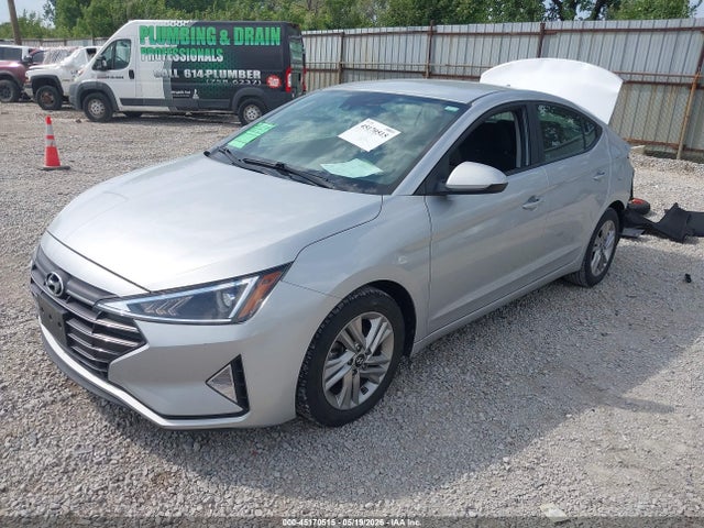 Hyundai ELANTRA Sel