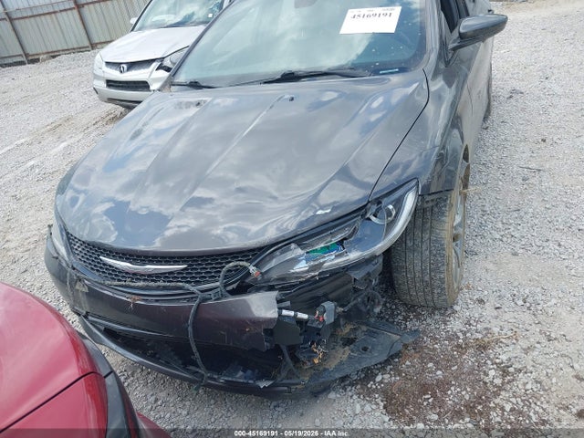 Chrysler 200 S