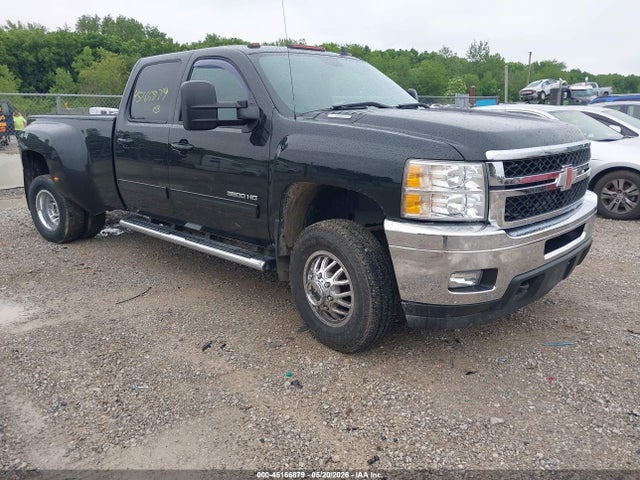 Salvage Chevrolet Silverado 3500 Image