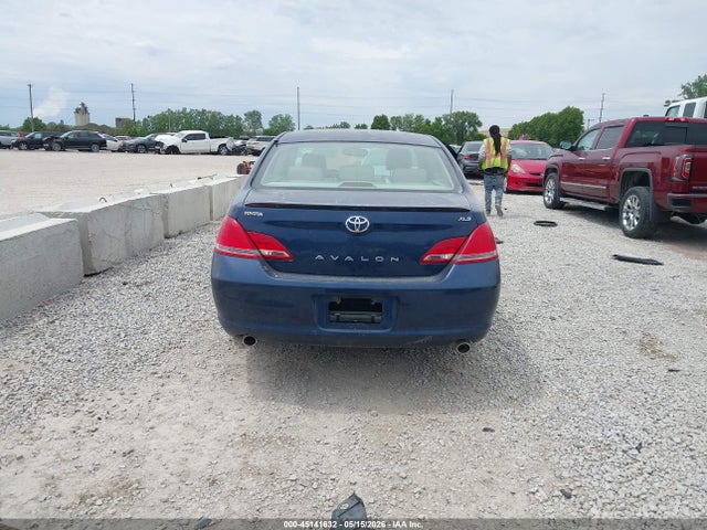 Toyota Avalon Xls