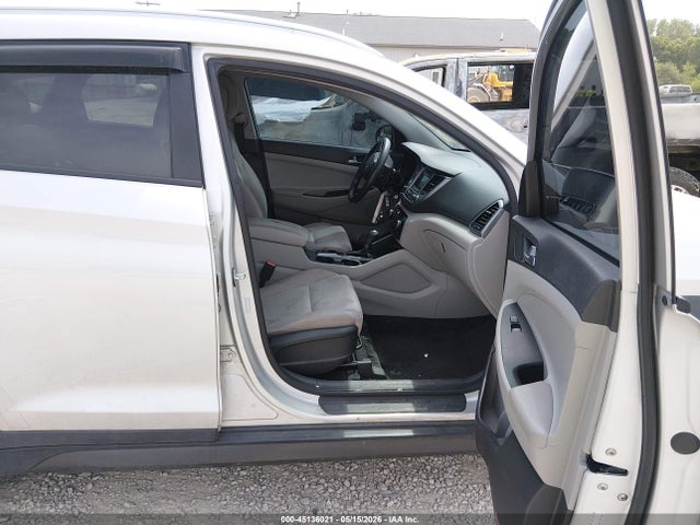 Hyundai TUCSON Se