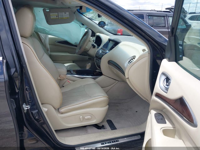 INFINITI Qx