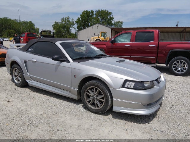Salvage Ford Mustang Image