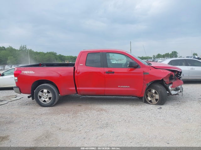 Toyota Tundra Sr5 5.7l V8