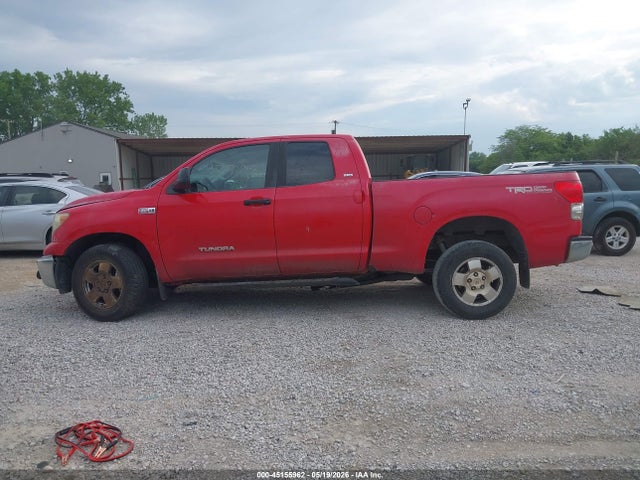 Toyota Tundra Sr5 5.7l V8