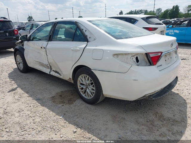 Toyota Camry Le