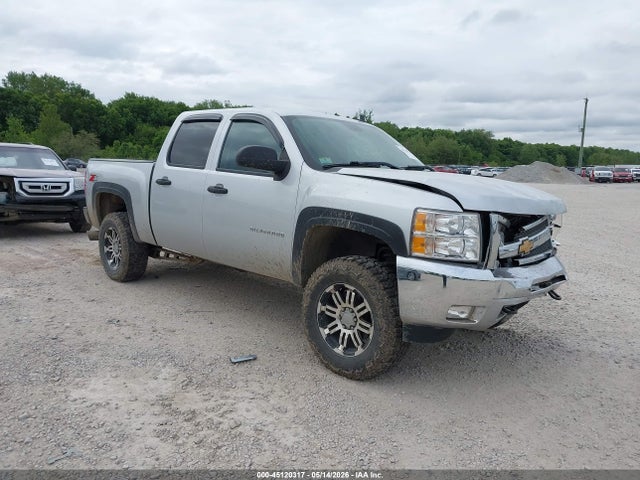 Salvage Chevrolet Silverado 1500 Image