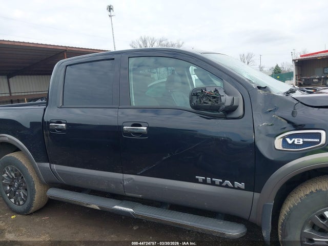 Nissan Titan Platinum Reserve