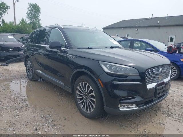 Salvage Lincoln Aviator Image