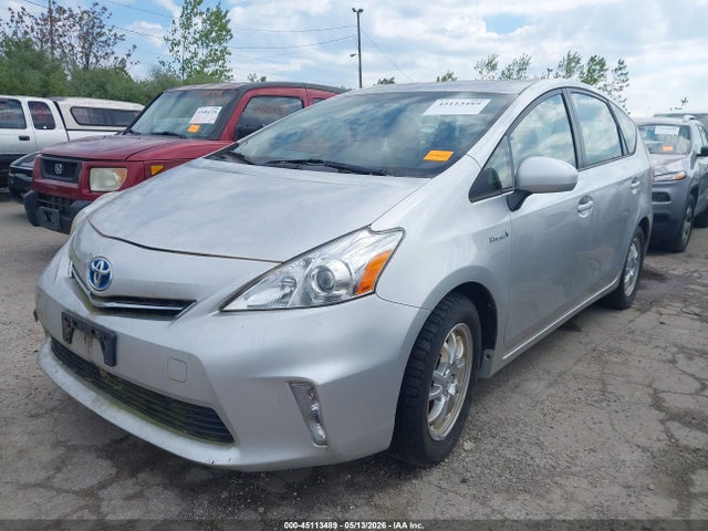 Toyota Prius v Three