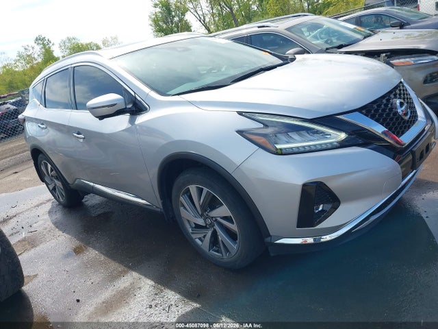 Salvage Nissan Murano Image