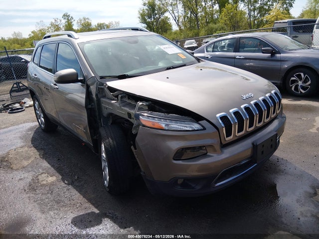 Salvage Jeep Cherokee Image