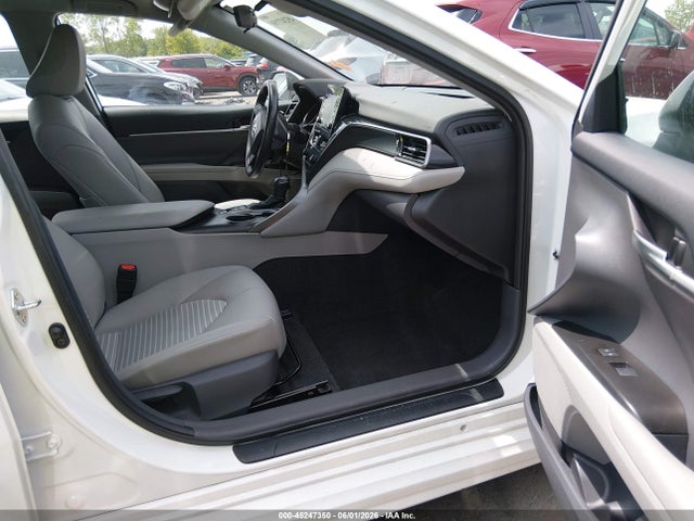Toyota Camry Se Hybrid