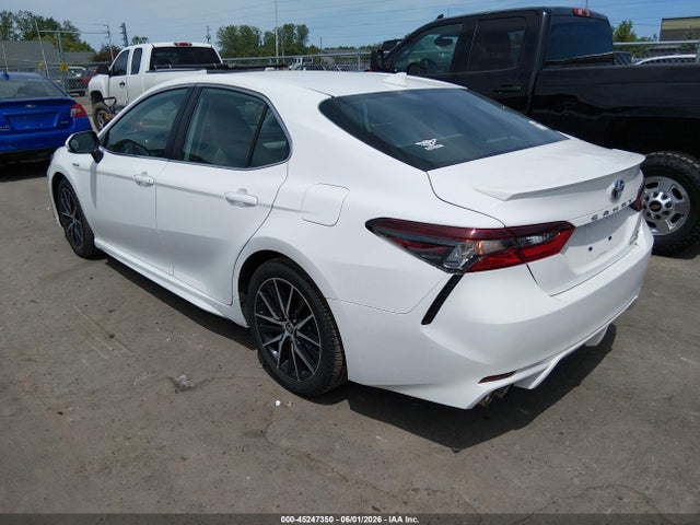 Toyota Camry Se Hybrid