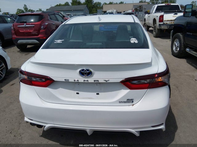 Toyota Camry Se Hybrid