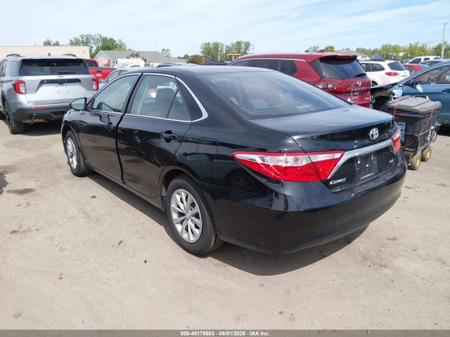 Toyota Camry Le
