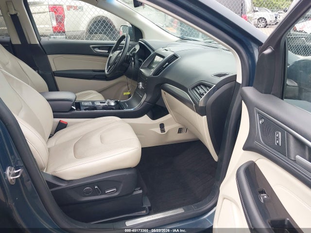 Ford Edge Titanium