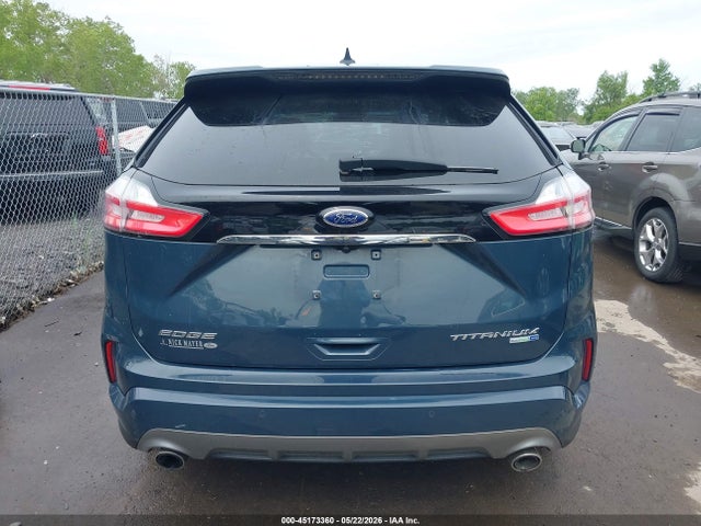 Ford Edge Titanium