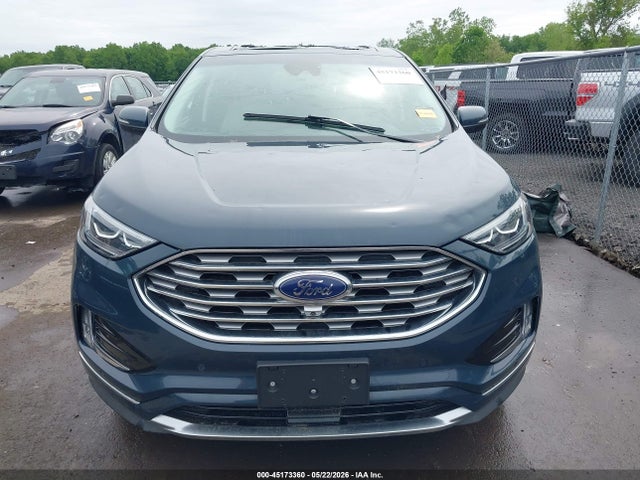Ford Edge Titanium