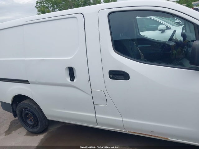 Nissan Nv S