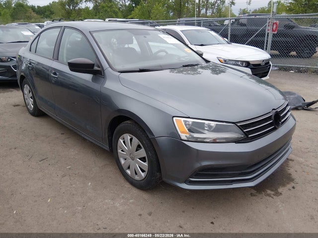 Salvage Volkswagen Jetta Image