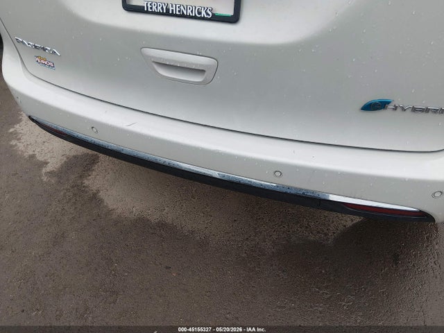 Chrysler Pacifica Limited