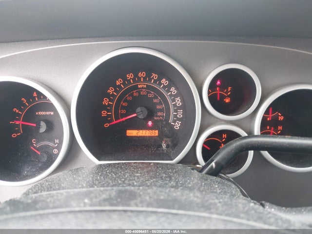 Toyota Tundra Grade 5.7l V8