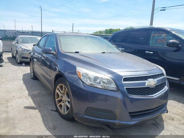 Salvage Chevrolet Malibu Image