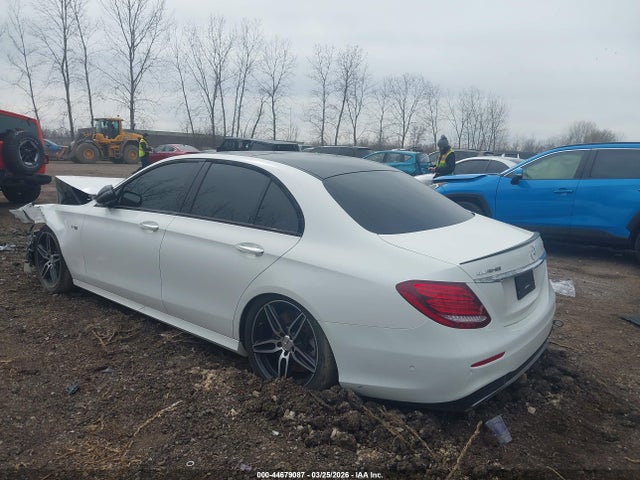 Mercedes-Benz E-Class 4matic