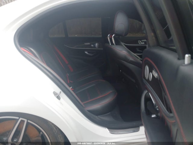 Mercedes-Benz E-Class 4matic