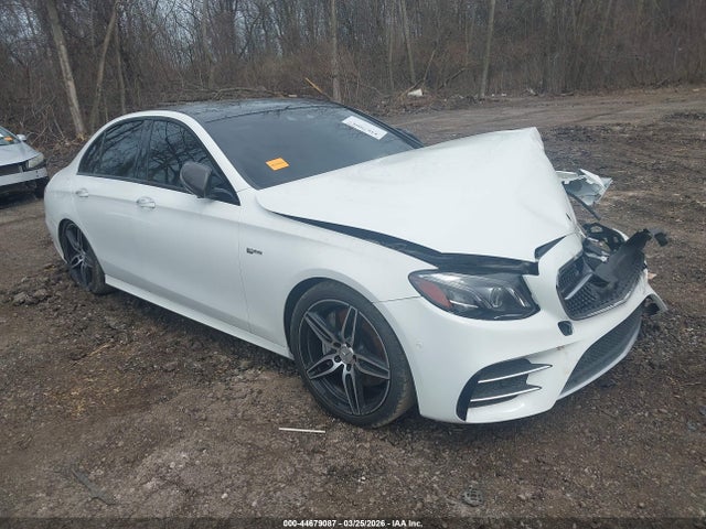 Salvage Mercedes-Benz E-Class Image