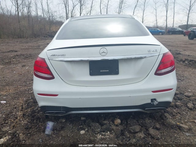 Mercedes-Benz E-Class 4matic